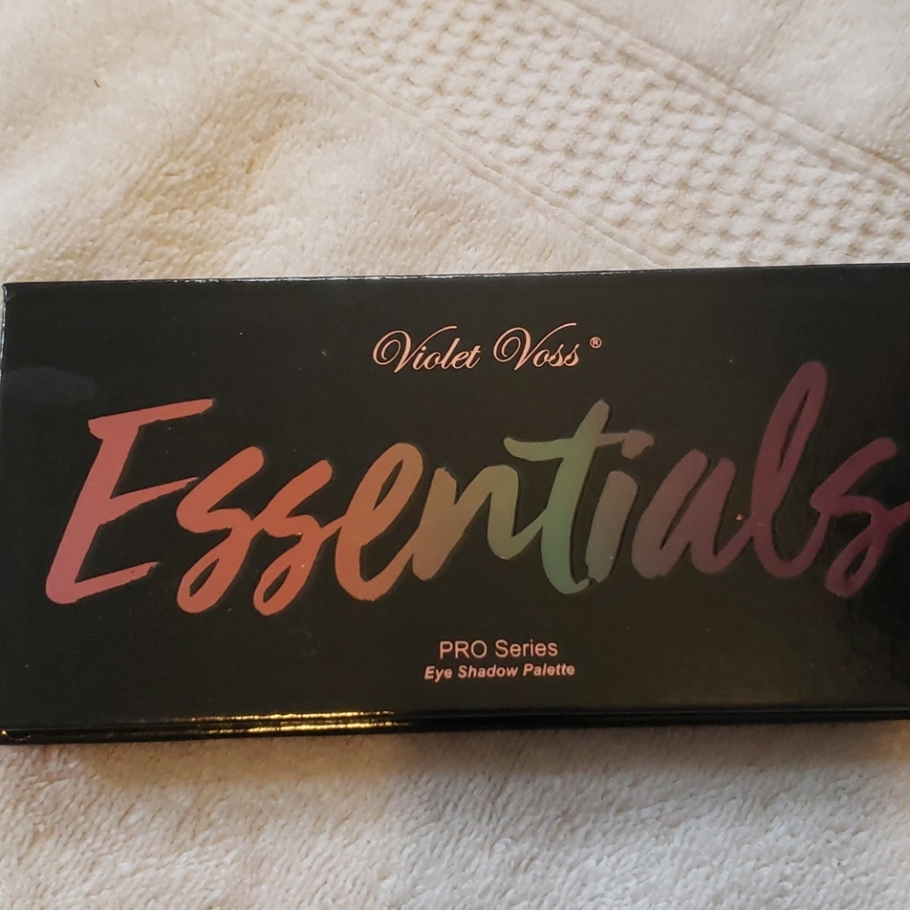 Violet Voss essentials pro series